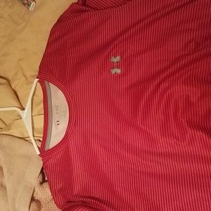Under armour t. Shirt
